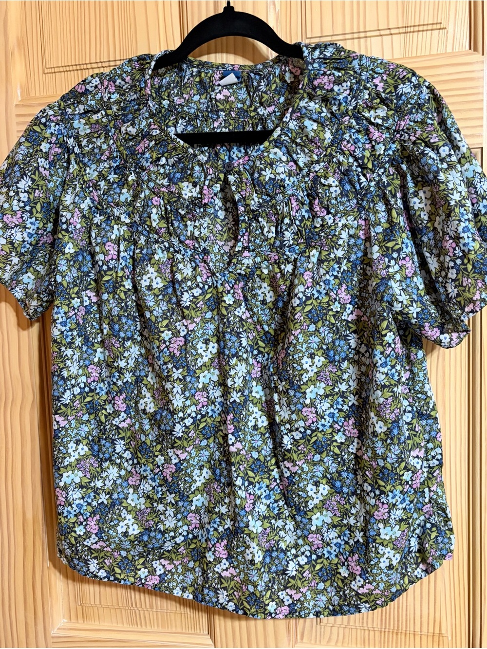 Multiple Colored Old Navy Blouse size L Peasant Fall Bohemian Floral